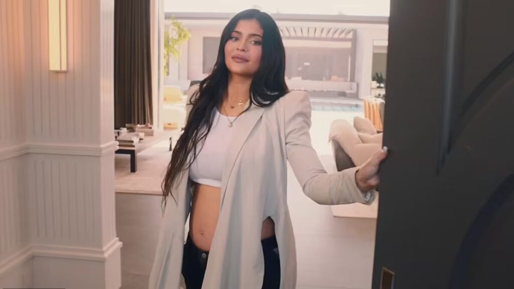 Kylie Jenner Assets — luxury homes, high-end cars, and investments showcasing her billionaire lifestyle and celebrity wealth strategy