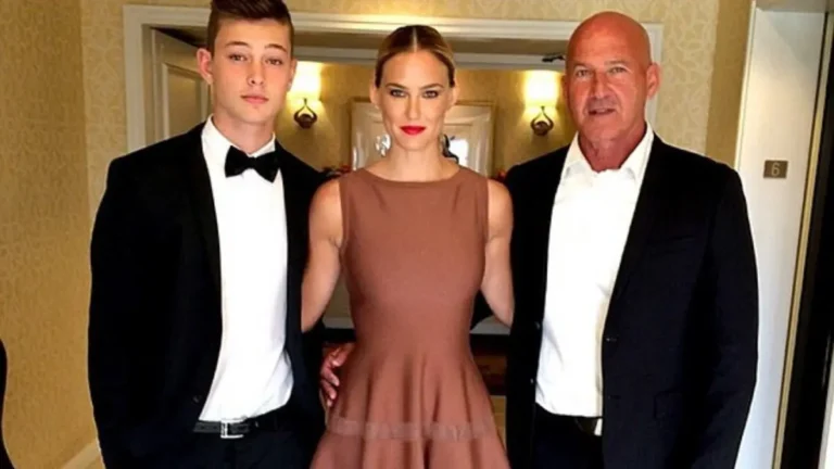 Bar Refaeli family photo with parents and siblings highlighting her Israeli roots
