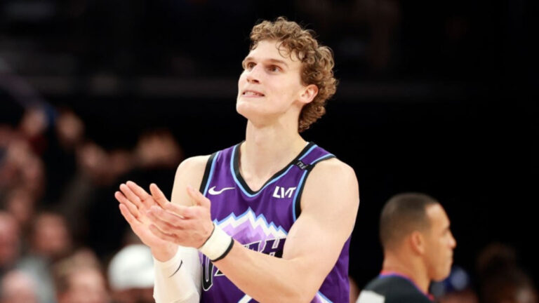 Lauri Markkanen 51 points