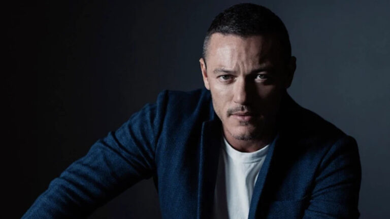 Luke Evans in Rocky Horror Show