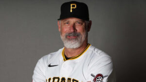 Twins hire Derek Shelton