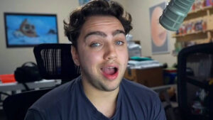 Who is Mizkif