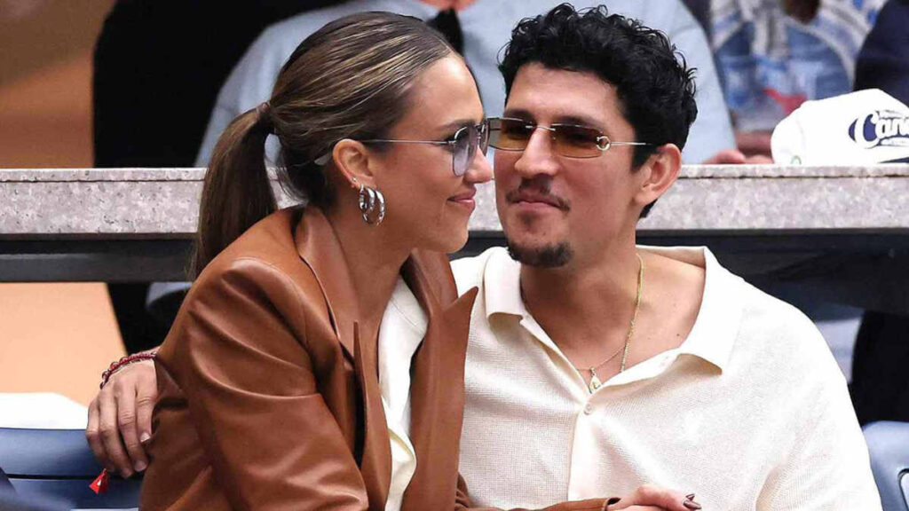 Danny Ramirez and Jessica Alba